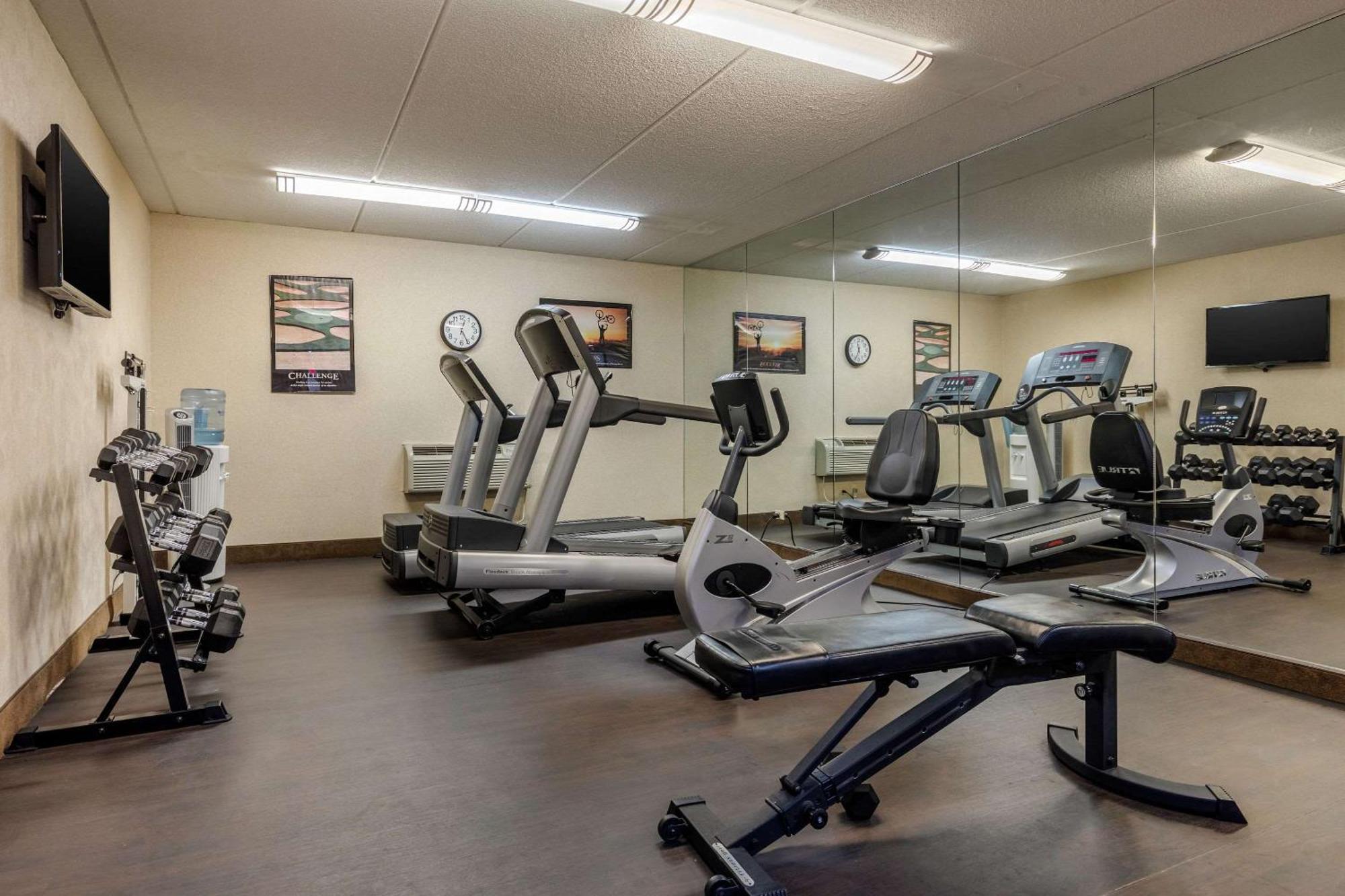 Suburban Studios Arlington Heights Elk Grove Екстериор снимка