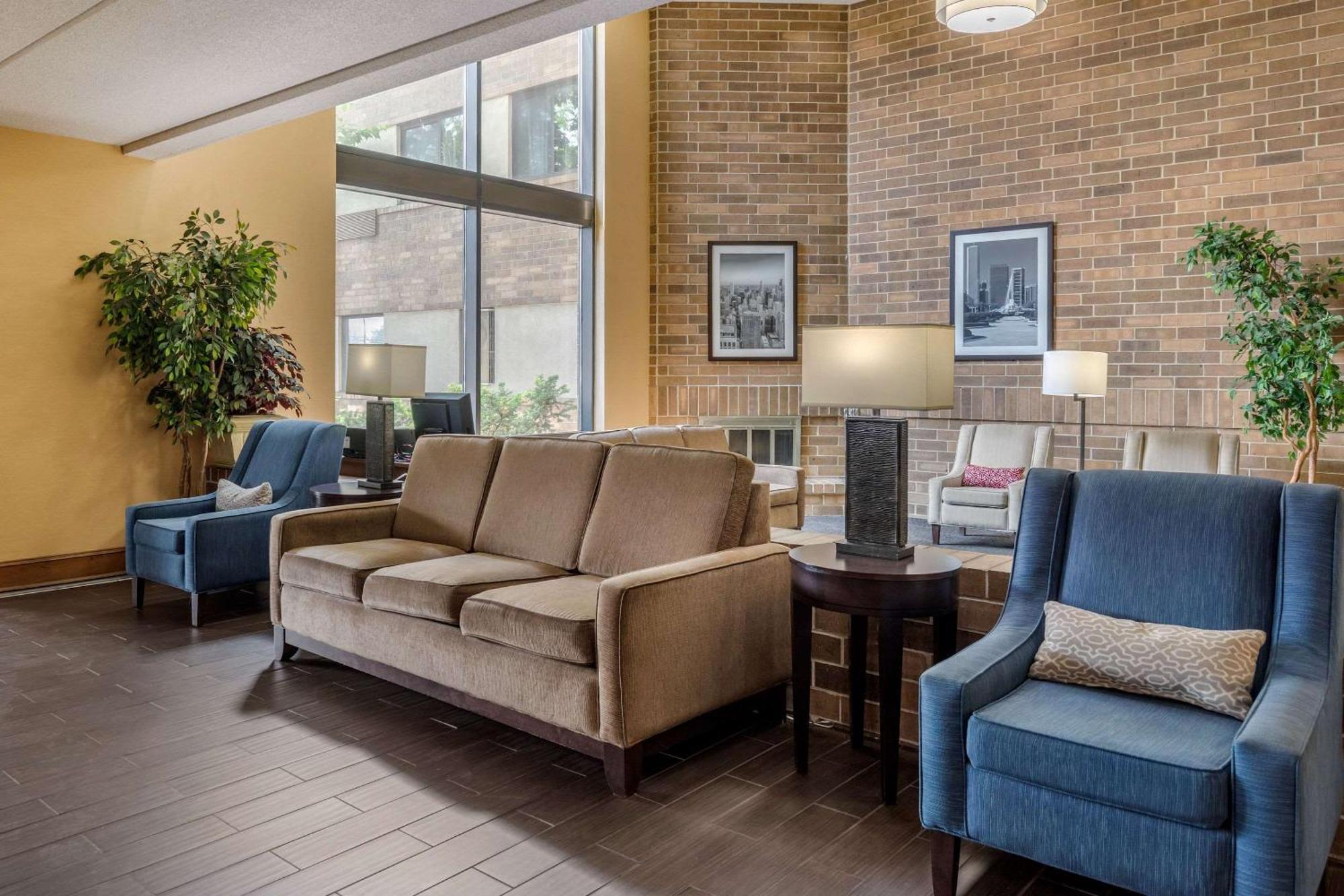Suburban Studios Arlington Heights Elk Grove Екстериор снимка